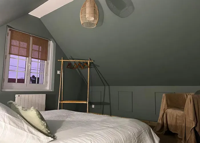 בית נופש Airelles - Jacuzzi - Sauna - De Charme