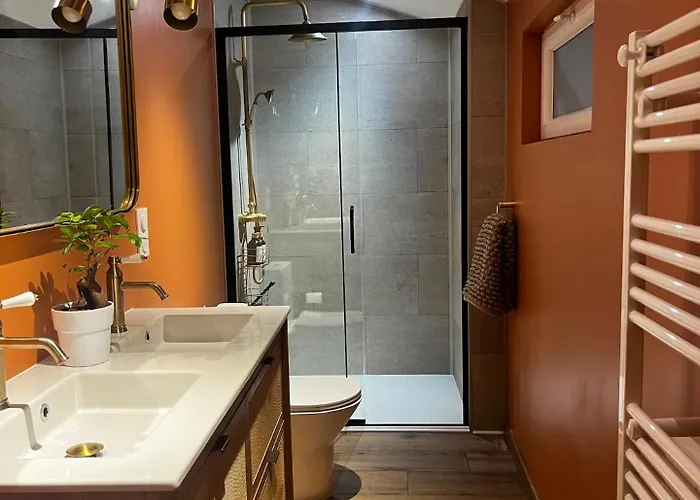Dom wakacyjny Caray - Jacuzzi - Sauna - De Charme Bucquoy
